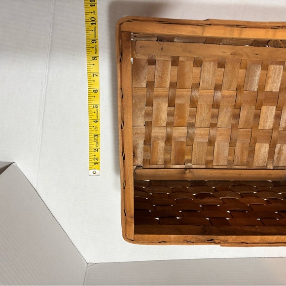 Woven Basket - Picture 2 of 5